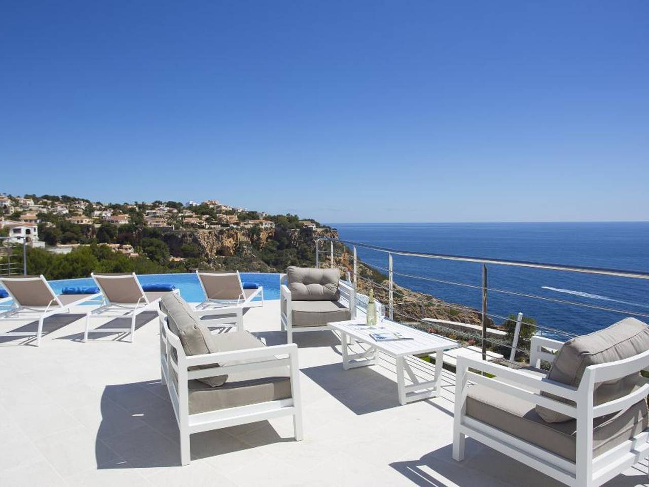 Villa voor 4 personen met tuin in Balcón al Mar, Jávea