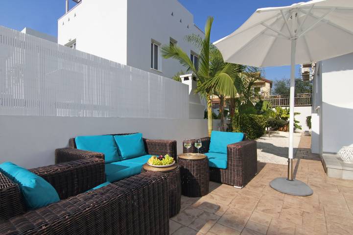 Villa pour 6 personnes, avec jardin ainsi que balcon et piscine à Ayia Napa - 2