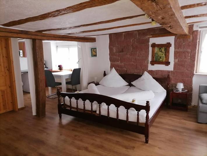 Ferienwohnung für 3 Personen, mit Terrasse und Ausblick in Rumbach