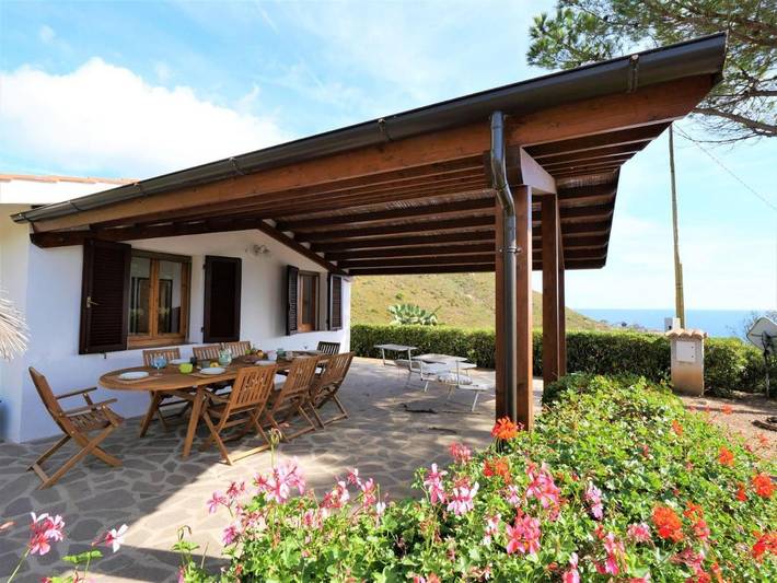 Casa vacanza per 5 persone, con terrazza e giardino, con animali domestici in Innamorata