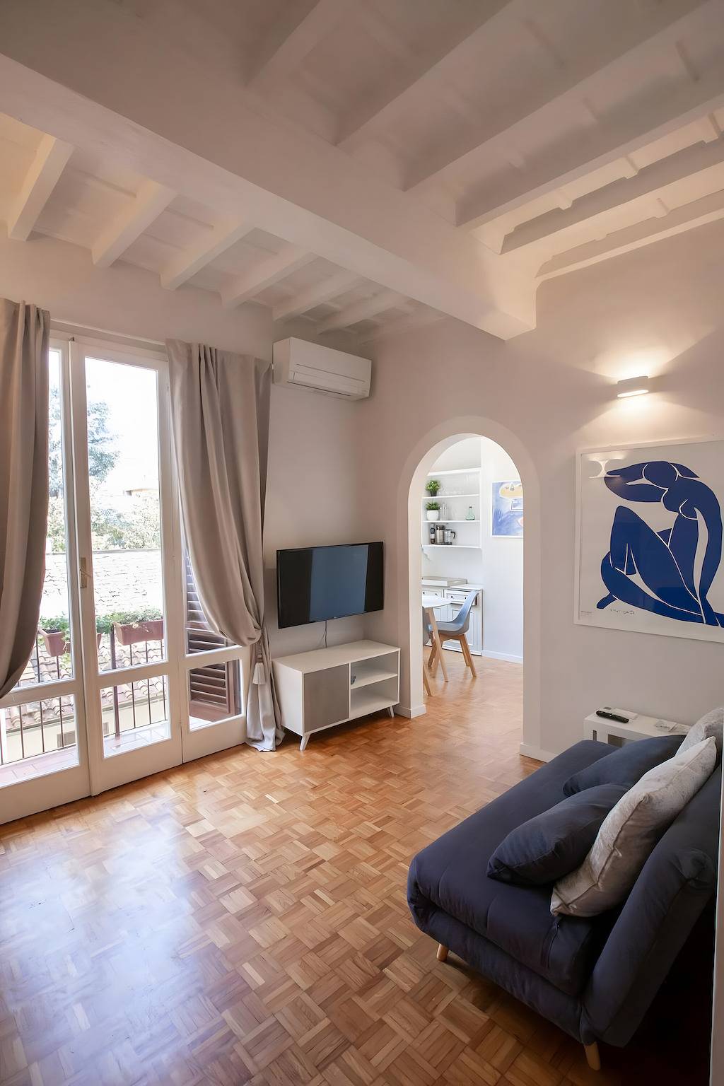 Entire apartment, Wonderful Holiday Home Vacation Rental in Florence city center, Florence