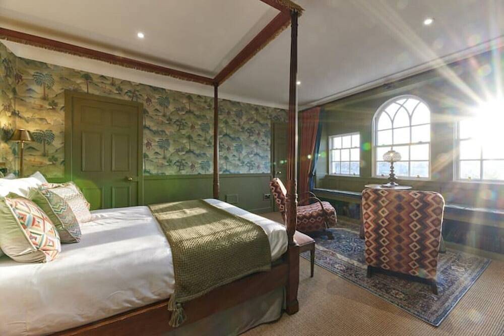 River View: Characterful Riverside Retreat in Berwick-upon-Tweed, Northumberland