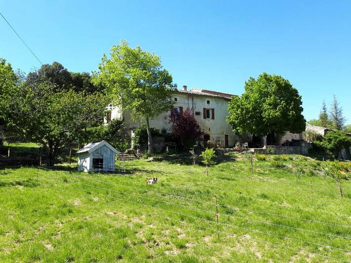 Location de vacances pour 6 personnes, avec jardin et vue à Lagorce - 3