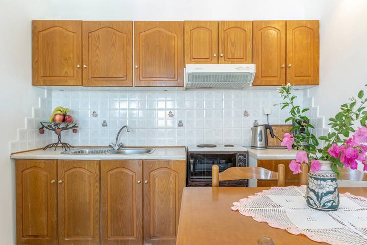 Apartamento entero, Apartamento 'Agnadi' con vistas al mar, balcón y aire acondicionado in Livadi, Serifos