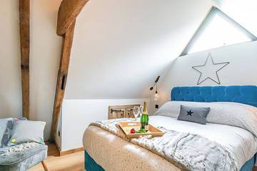 Cottage for 8 People in Kent Downs, South East England, Photo 1