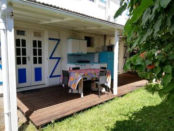 Location de vacances pour 5 personnes, avec vue et jardin à Saint-Claude (Guadeloupe)