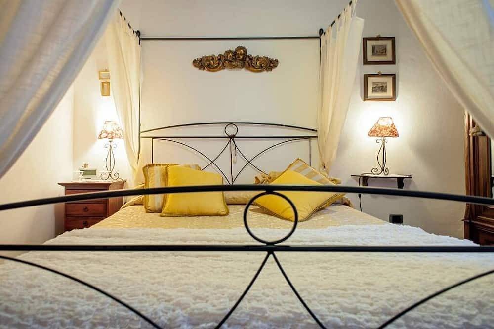 Ganze Wohnung, Ihr Zuhause im Zentrum der Toskana mit Whirlpool, Klimaanlage und Terrasse in Palaia, Pisa Provinz