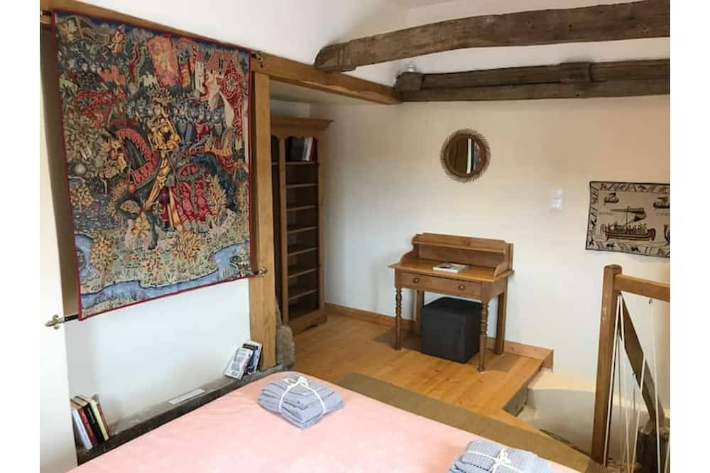 Apartamento entero, Appartement Duplex de Charme Le Grenier de la Tour in Tréguier, Costa de granito rosa