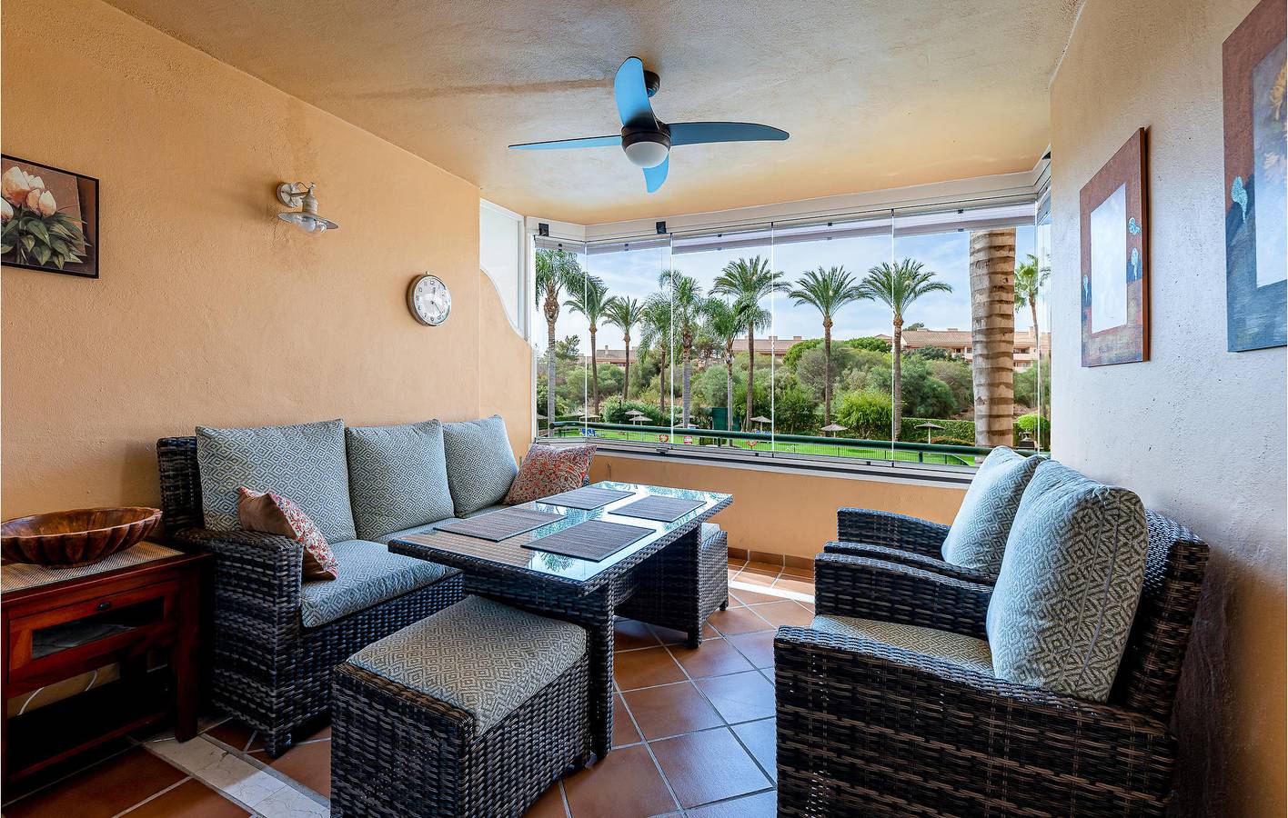 Hel ferieleilighet, Ferieleilighet for 6 personer med terrasse in Marbella Øst, Marbella