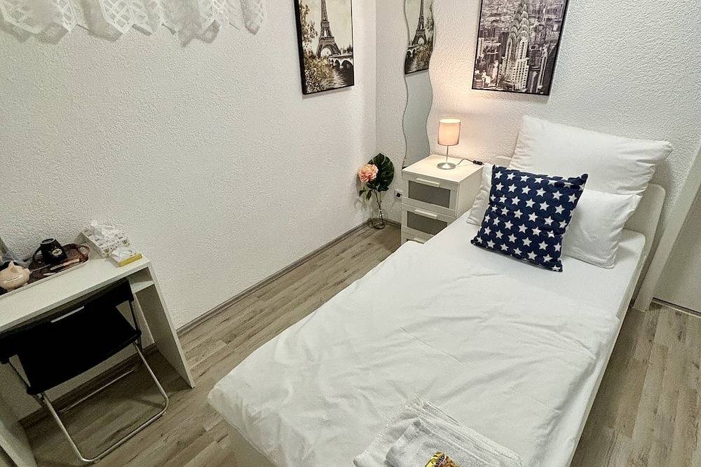 Ganze Wohnung, Ruhiges & gemütliches Einzelzimmer in Top Lage in Langenfeld (Rheinland), Kreis Mettmann