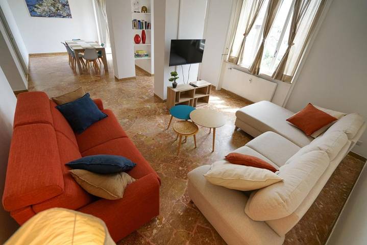 Gîte pour 8 personnes, avec balcon et vue à Busto Arsizio