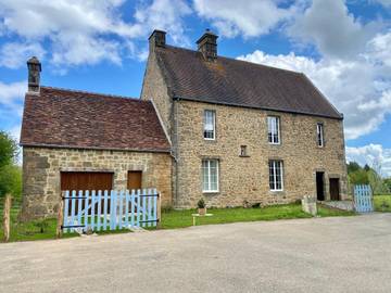 Cottage pour 4 personnes, avec jardin à Carrouges