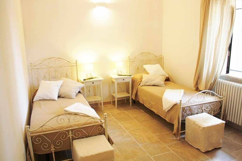 Villa Le Nacchere with exclusive pool in Calabrese, Salento