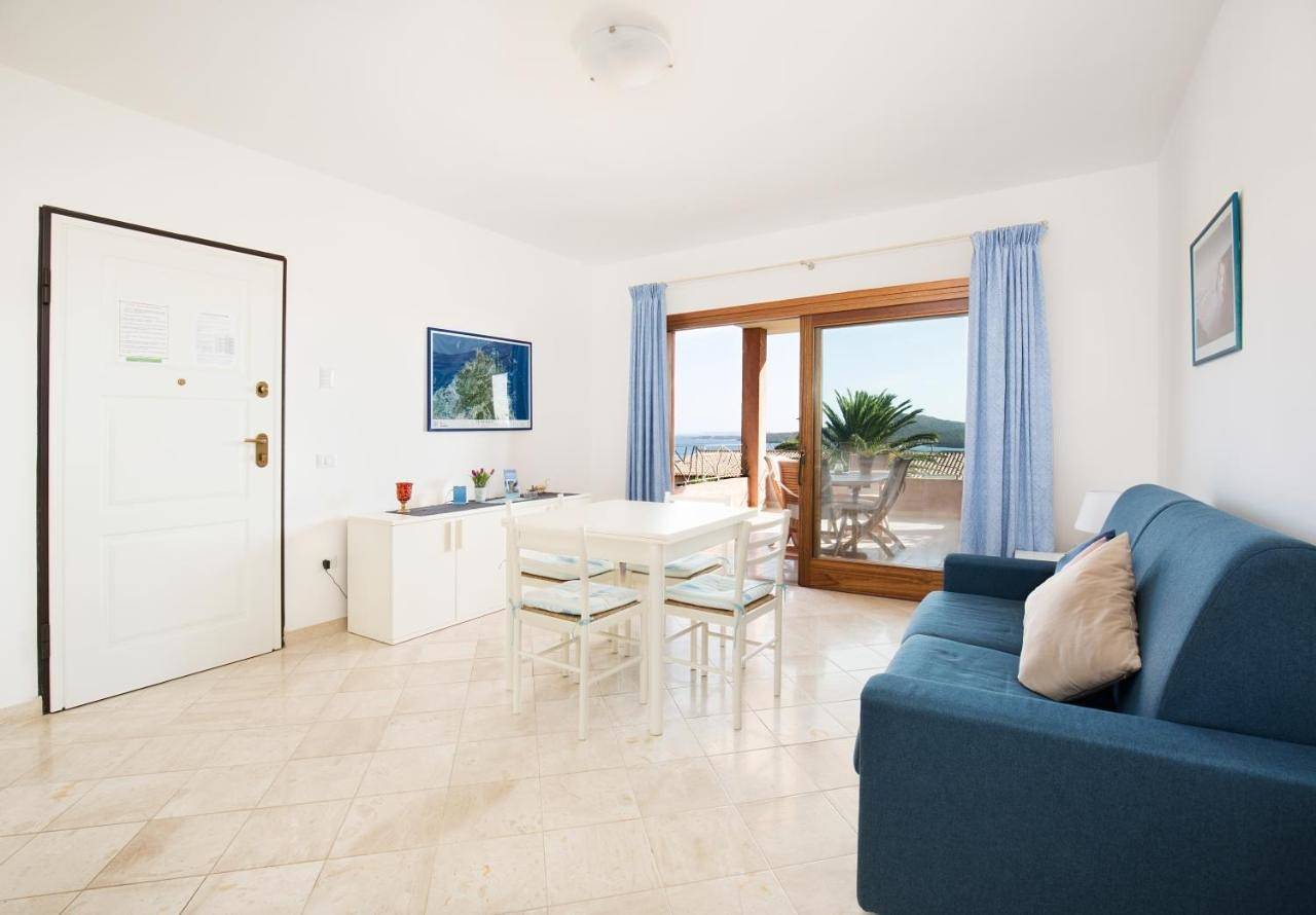 Appartement entier, Seaview Apartment (N° 18) in Porto Pozzo, Santa Teresa Gallura