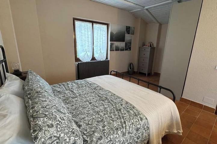 Gîte pour 3 personnes, avec jardin à Brovello-Carpugnino - 2