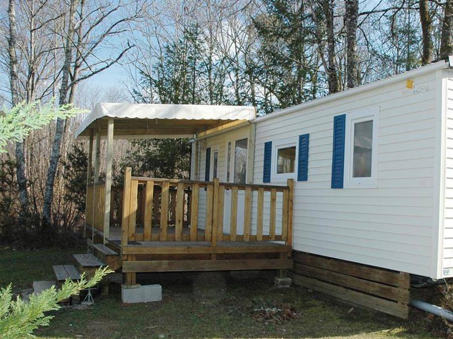 Camping les Pialades - Mobilheim 4 personen - 4 - 33m² mit überdachter Terrasse / 2 Schlafzimmer in Nabirat, Périgord Noir