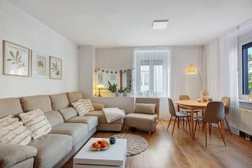 Ferienhaus für 6 Personen, mit Garten und Whirlpool in Dreiländereck