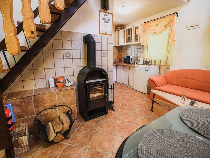 Casa vacanza per 4 persone, con idromassaggio e balcone nonché giardino e sauna, con animali domestici - 1