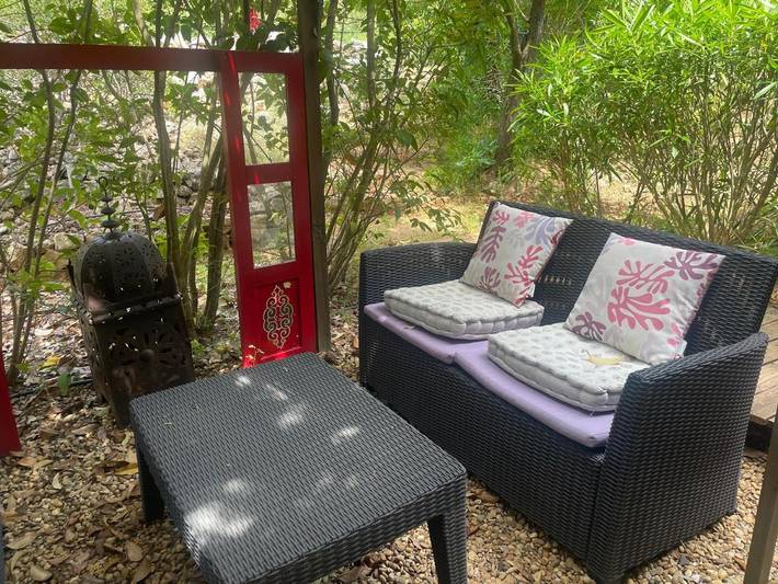 Tente pour 4 personnes, avec jardin et terrasse ainsi que piscine et jacuzzi dans le Var - 4