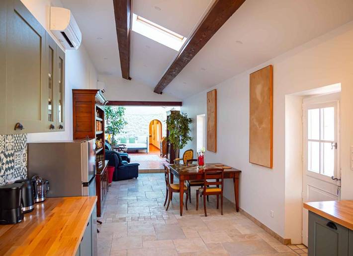 Location de vacances pour 2 personnes, avec sauna et vue ainsi que jardin et piscine à Nissan-lez-Enserune - 2