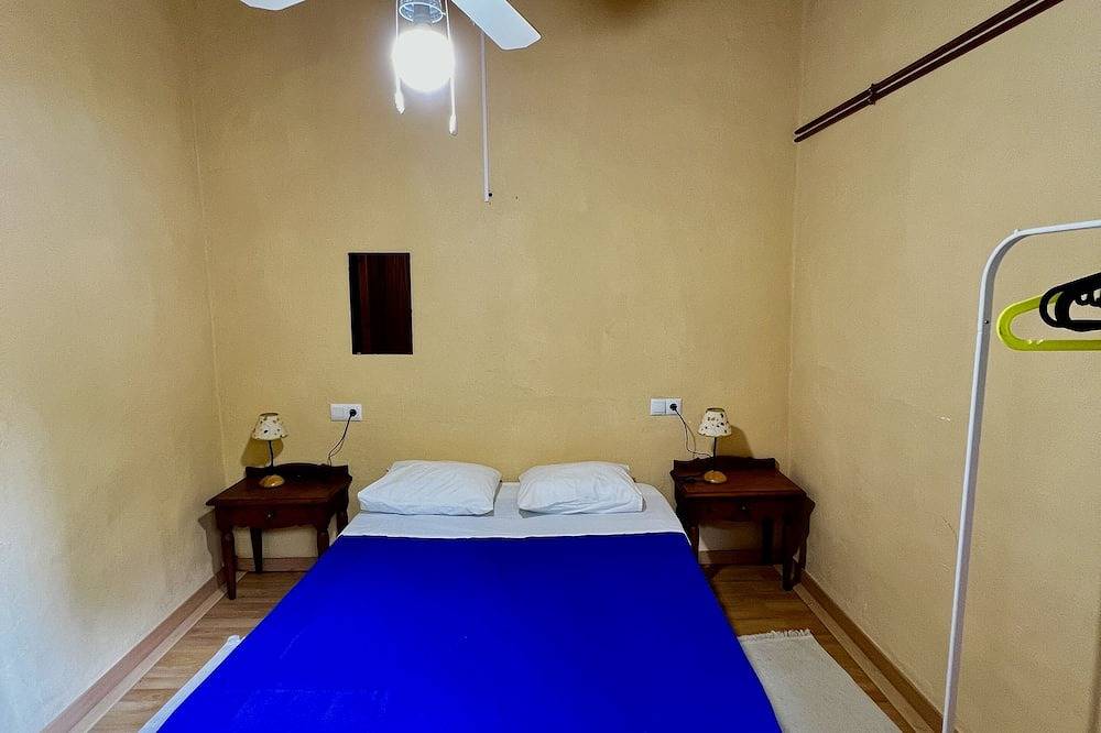 Traditional Mallorcan house 70 meters from the beach! in Cala Bona, Son Servera