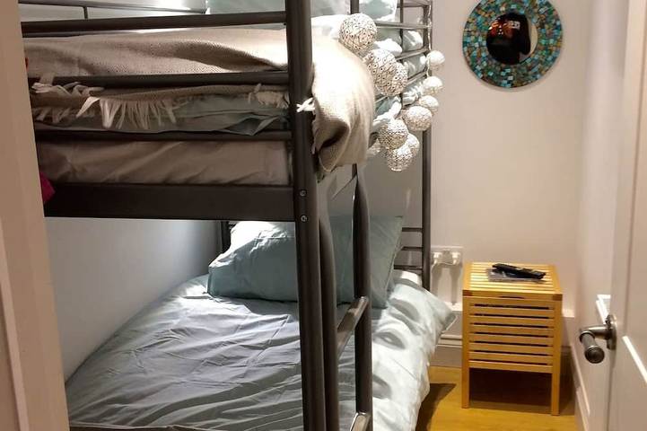 Apartamento entero, Apartamento Tenby Harbourside completamente modernizado. Perfecto para la playa y la ciudad por igual in Tenby, Pembrokeshire