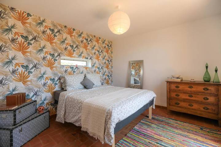 Gîte pour 2 personnes, avec jardin ainsi que terrasse et vue, animaux acceptés à Saint-Hippolyte-le-Graveyron - 2