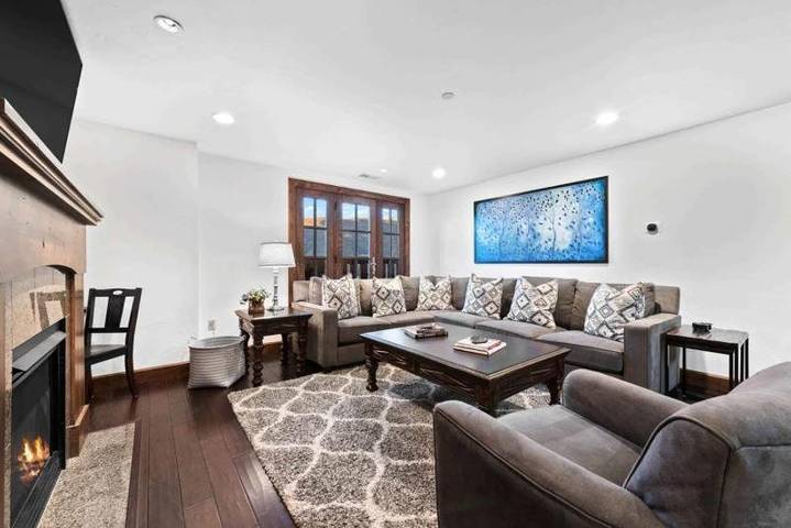 Appartement de vacances pour 6 personnes, avec sauna ainsi que piscine et jacuzzi