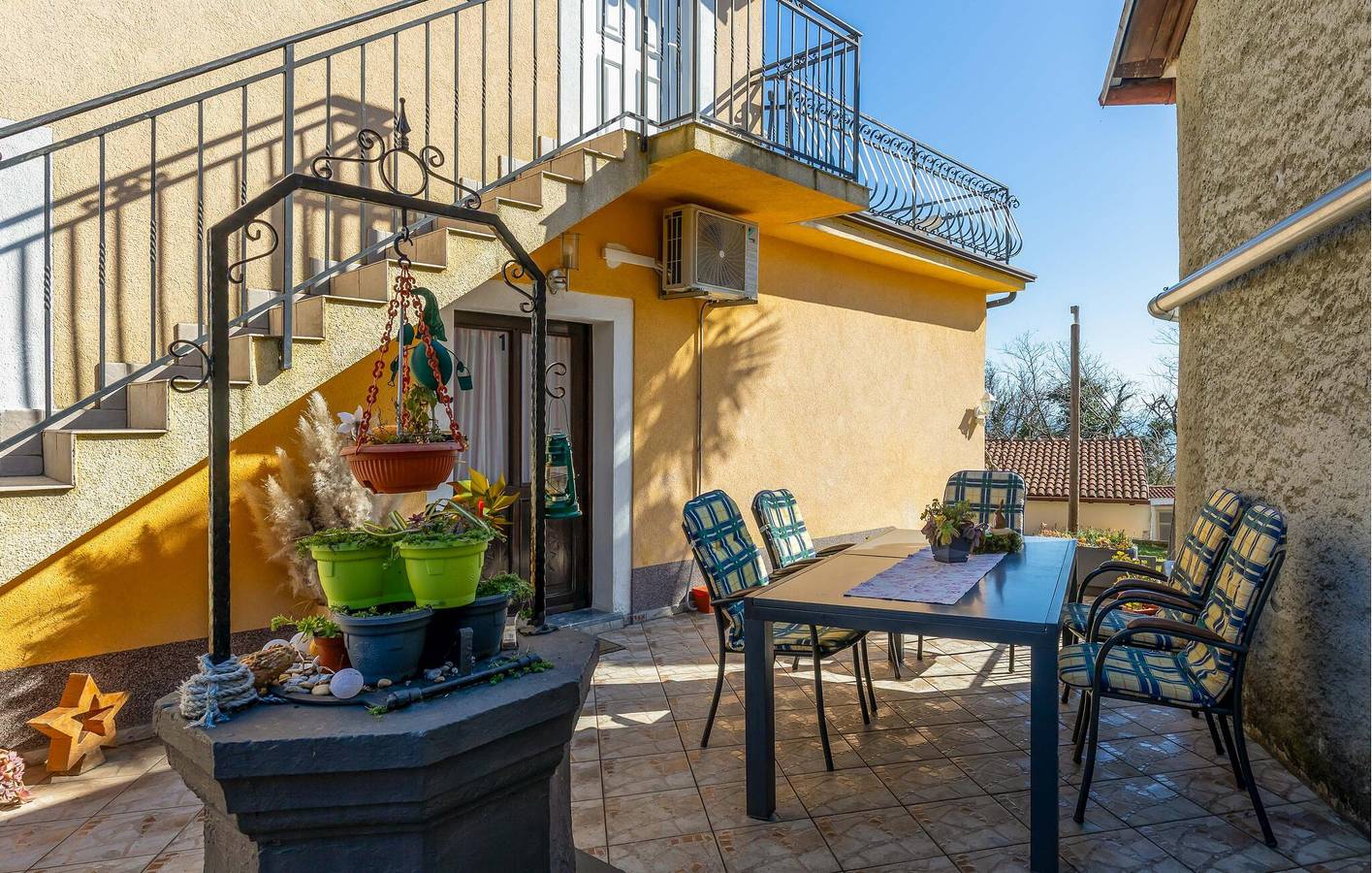 Appartement de vacances entier, Appartement confortable de 2 chambres avec terrasse, parking et accès à la plage in Arhuaco, Opatija Riviera