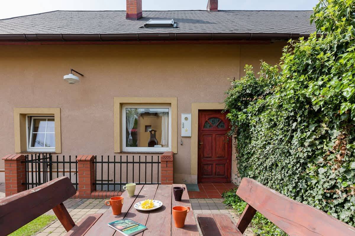 Spacious Apartment | 5 Bedrooms, Terrace, Parking in Kołczewo, Stettiner Haff