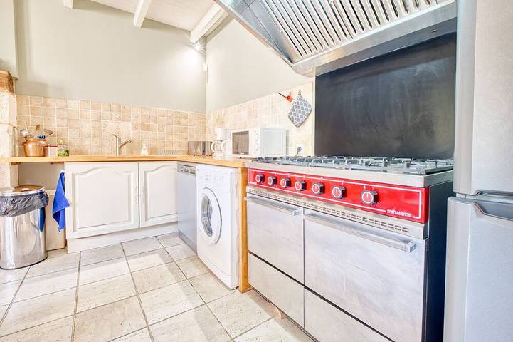 Maison de campagne pour 15 personnes, avec Jacuzzi ainsi que Jardin et Piscine à Montrem - 3