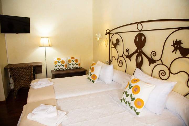 Casa de huéspuedes para 2 personas, con vistas y jardín en El Valle (Soria) - 4