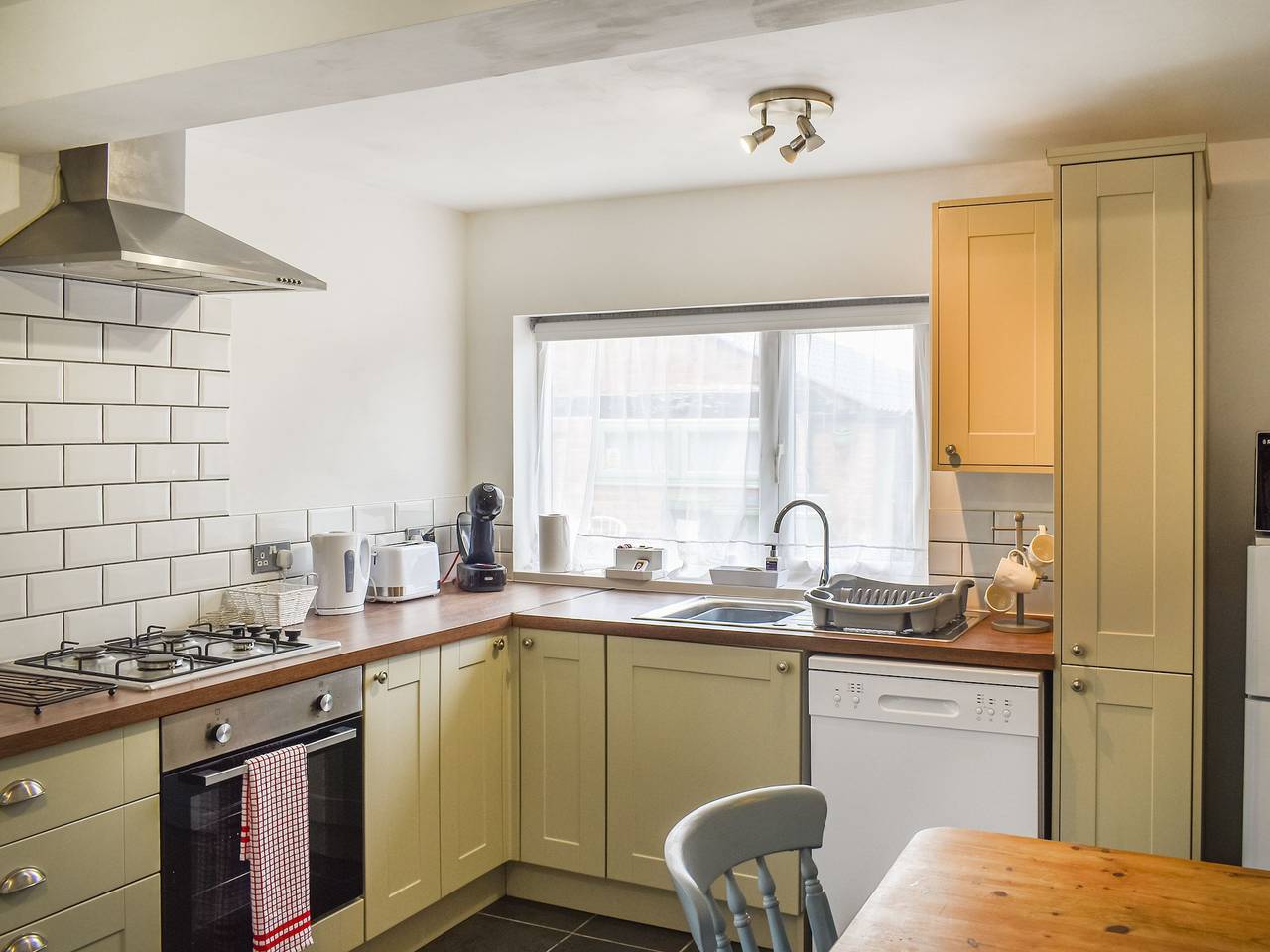 Peppercorn Cottage in Blaby, Heart of England