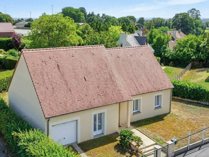 Gîte pour 6 personnes, avec Terrasse et Jardin à Mortagne-au-Perche