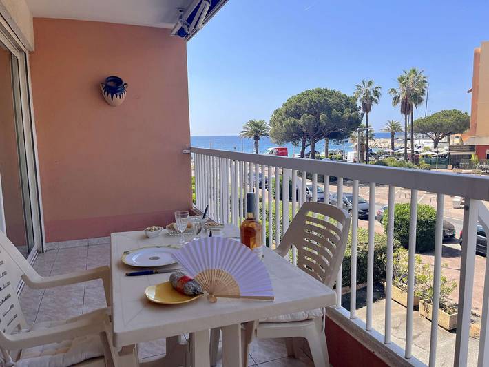 Ferieleilighet for 4 personer, med Terrasse i Frejus
