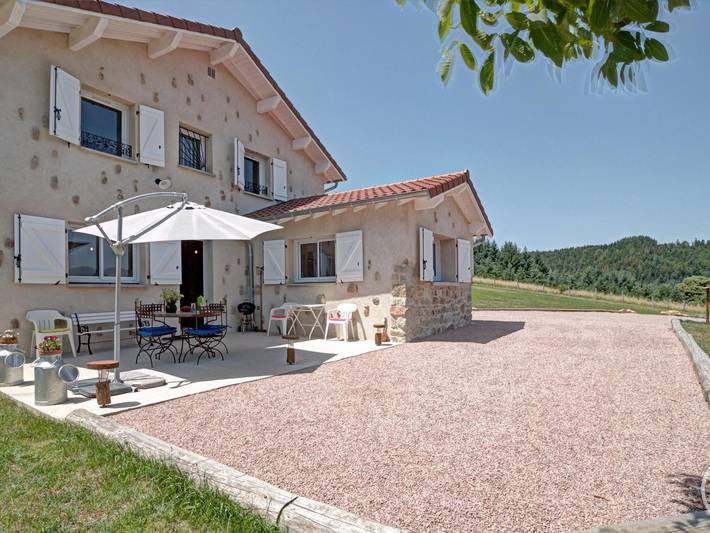 Gîte pour 4 personnes, avec Terrasse et Jardin