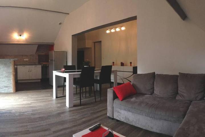 Gîte pour 6 personnes, avec Balcon et Terrasse ainsi que Jardin et Vue à Boô-Silhen