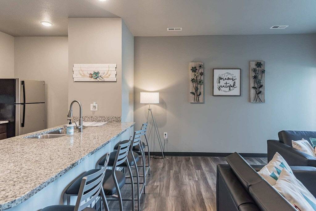 Ganze Wohnung, Comfortable Stay Near Campus Hotspots in Ames (IA), Story County