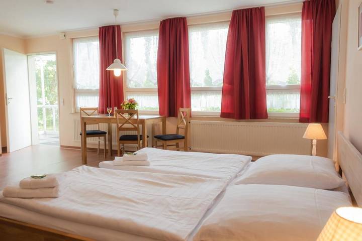 Landhaus für 5 Personen, mit Terrasse und Garten sowie Sauna in der Lübeck - 2