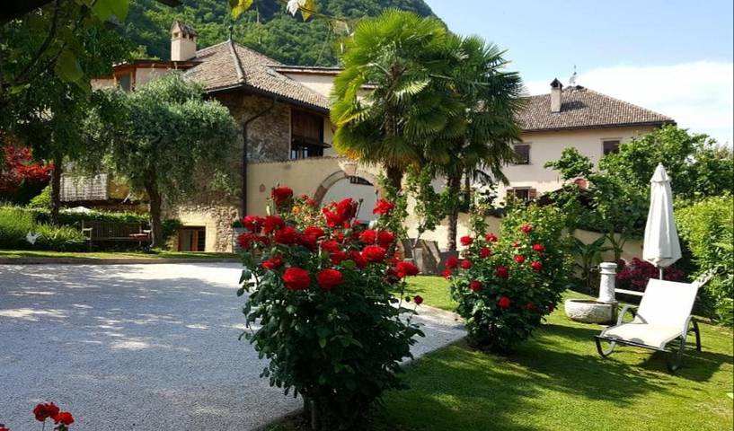BnB für 2 Personen, mit Terrasse und Garten sowie Ausblick in Kaltern an der Weinstraße
