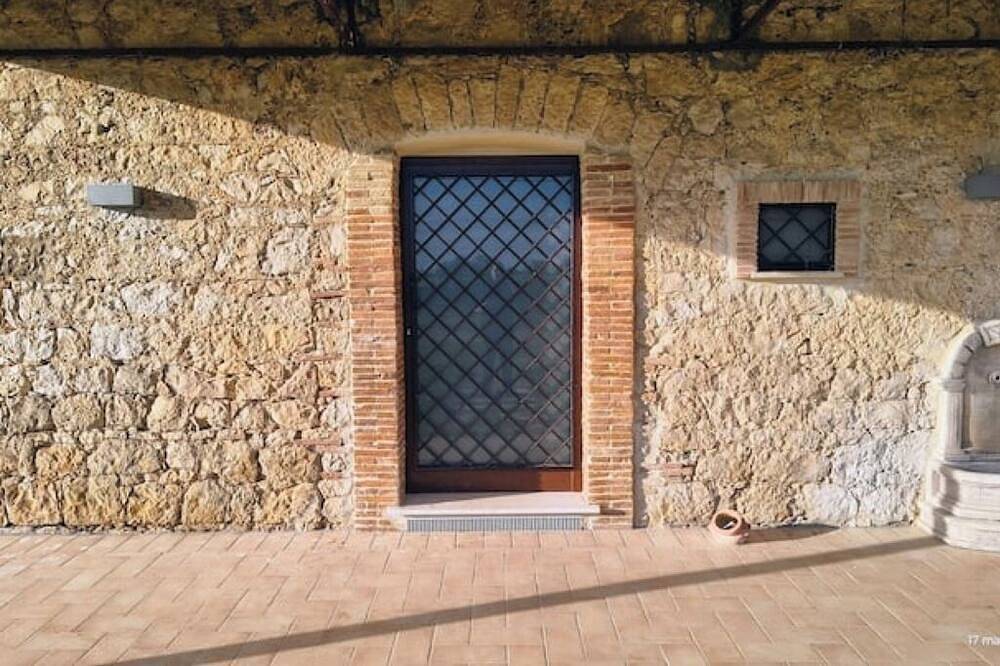 Apartamento entero, Tourist Accommodation L'Antico Borgo di Leonardo in Fondi, Provincia de Latina