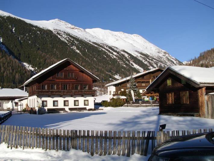 Gîte pour 8 personnes, avec jardin et vue, animaux acceptés à Niederthai - 4