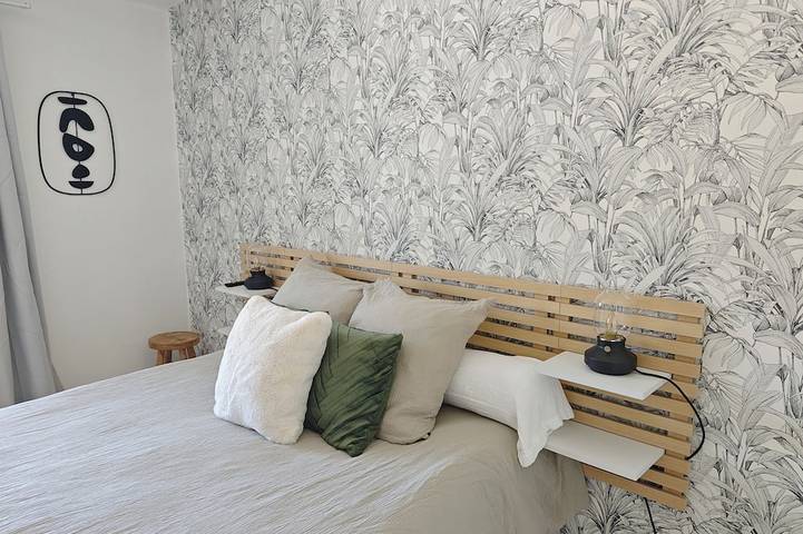 Location de vacances pour 2 personnes, avec piscine et jardin à Clermont - 2