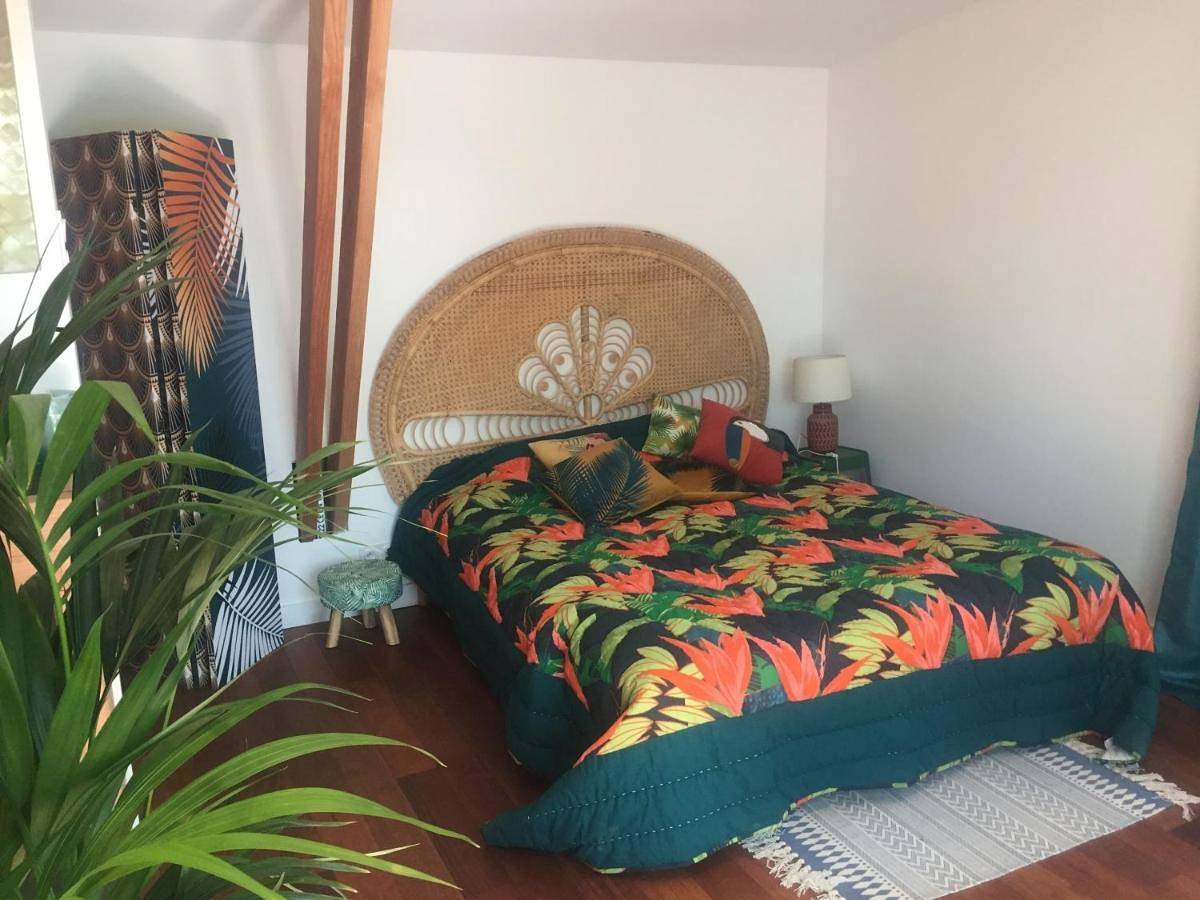 Insolite Bois Cailloux avec Spa in Saint-Remèze, Privas (arrondissement)