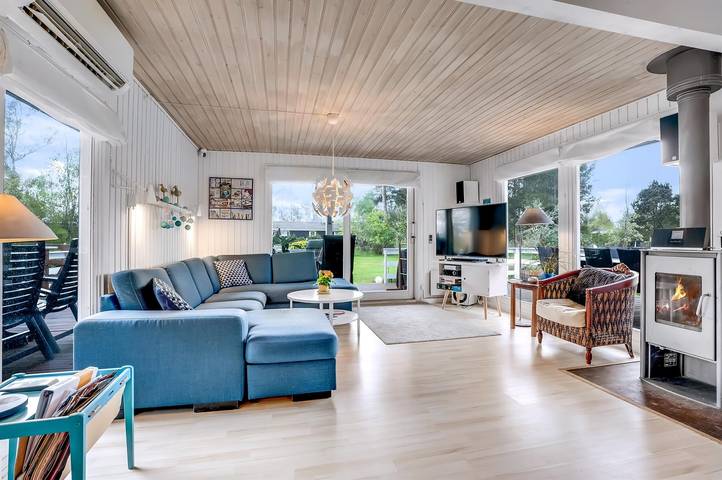 Awesome home in Dannemare w/ Wifi, 3 Bedrooms and Outdoor swimming pool in Hummingen, Dannemare