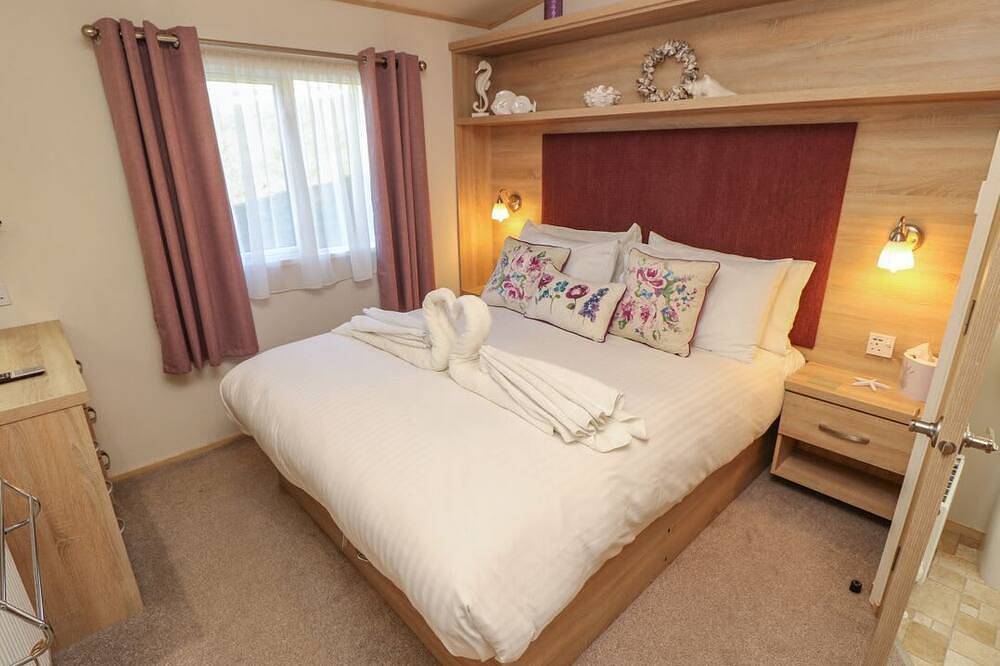 31 Crosswinds, Bembridge in Bembridge, Isle of Wight