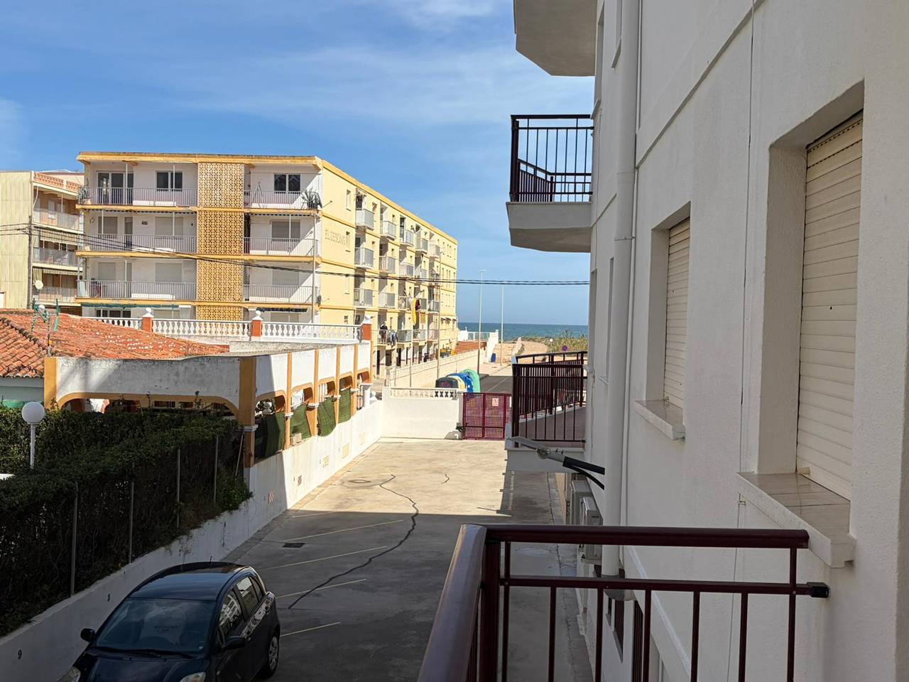 Apartamento entero, Apartamento en Playa de Xeraco con terraza y piscina, admite mascotas in Playa Xeraco, Jaraco