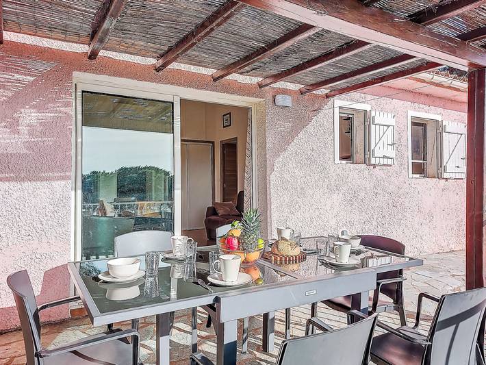 Gîte pour 6 personnes, avec jardin et terrasse dans Santa Giulia - 4