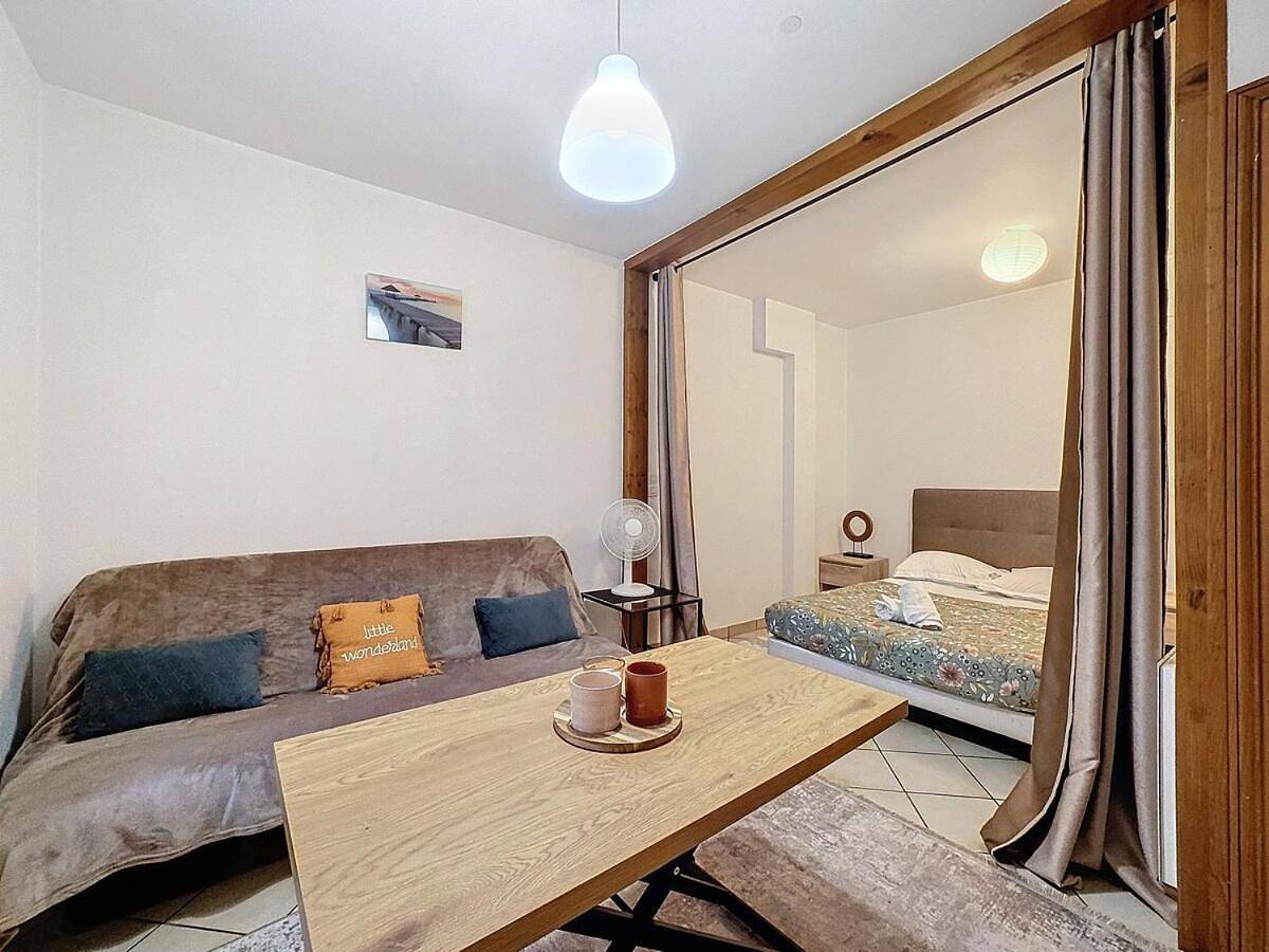 Appartement entier, Two-Bedroom Apartment in Clermont-Ferrand, Parc naturel régional des Volcans d'Auvergne