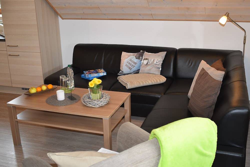 Ganze Wohnung, 5-Sterne-Fewo,60 qm, 2.Og, familienfreundlich, Wlan, Spielplatz im Garten in Bad Brambach, Chemnitz und Umgebung